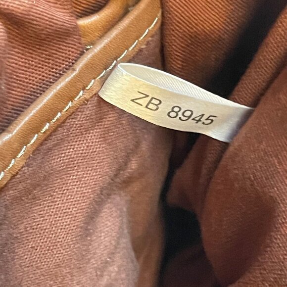 Fossil Tan Leather Crossbody Shoulder Bag With Adjustable Strap & Front Pockets - Picture 10 of 12